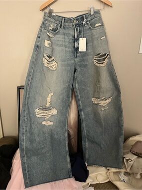 Good American Distressed barrel Jeans - Light Blue